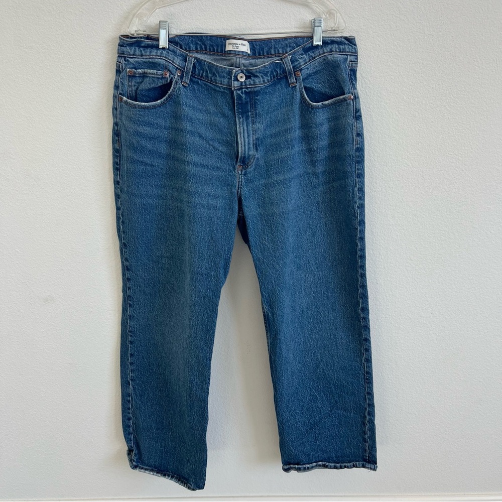 Abercrombie & Fitch Low Rise Baggy Jean